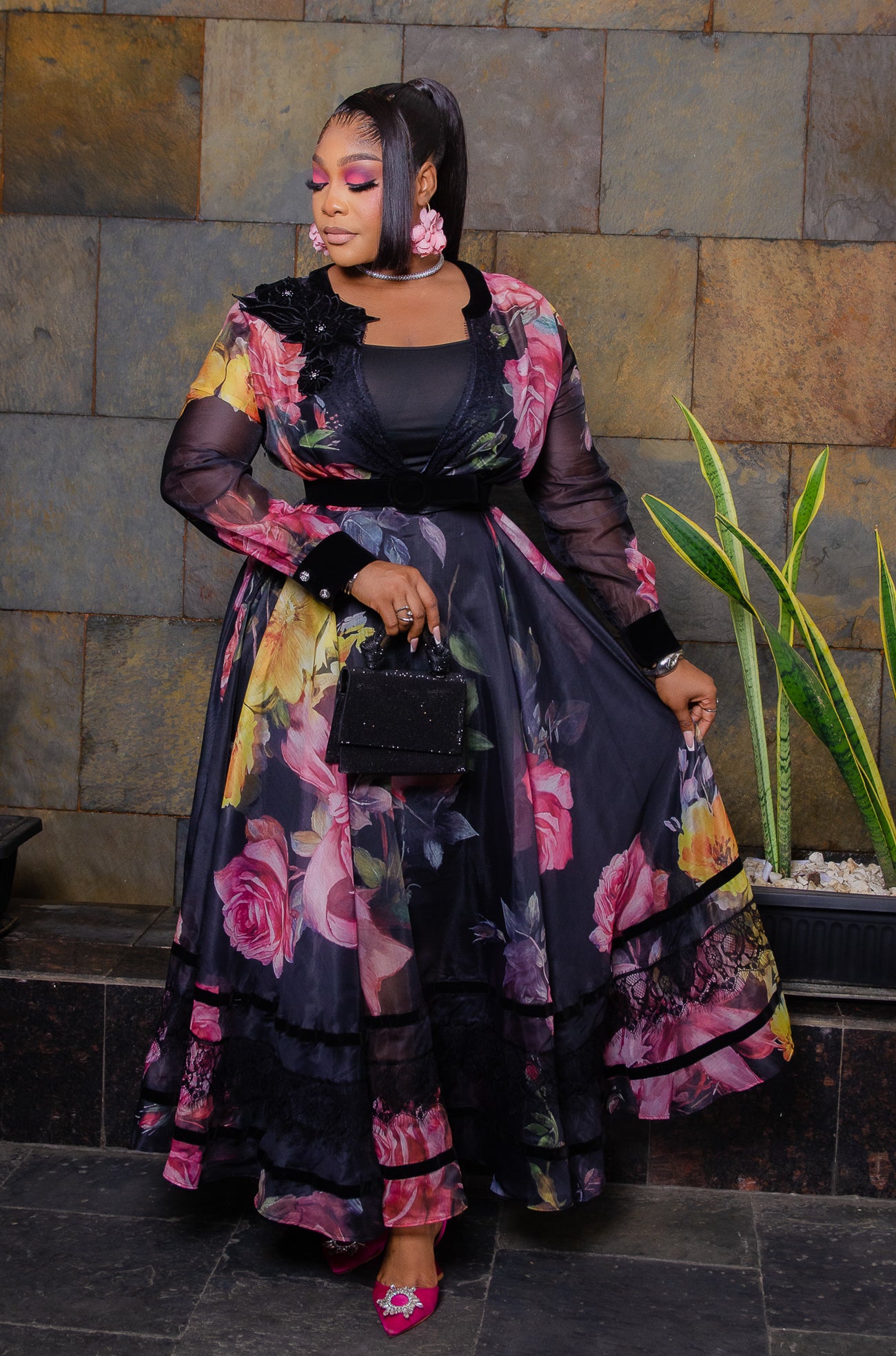 onyx falling flowers bouquet lyles dress Tuckernuck Onyx Falling Flowers Bouquet Lyles Dress w/ Belt Cotton Tier Maxi L
