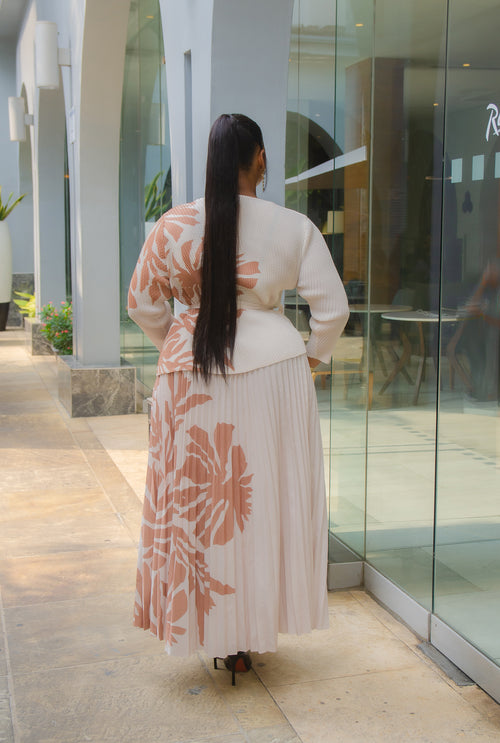 Petal Opulence- 3pcs Plisse Peplum Blouse/Pleated LONG Skirt/Belt Set (New! 2 Colors)