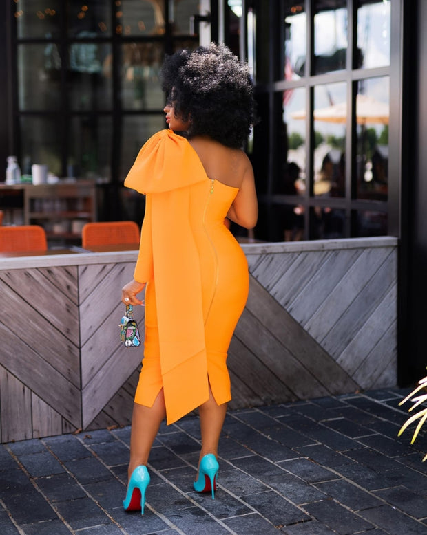 Zakia- Put A Bow On It Bandage Dress