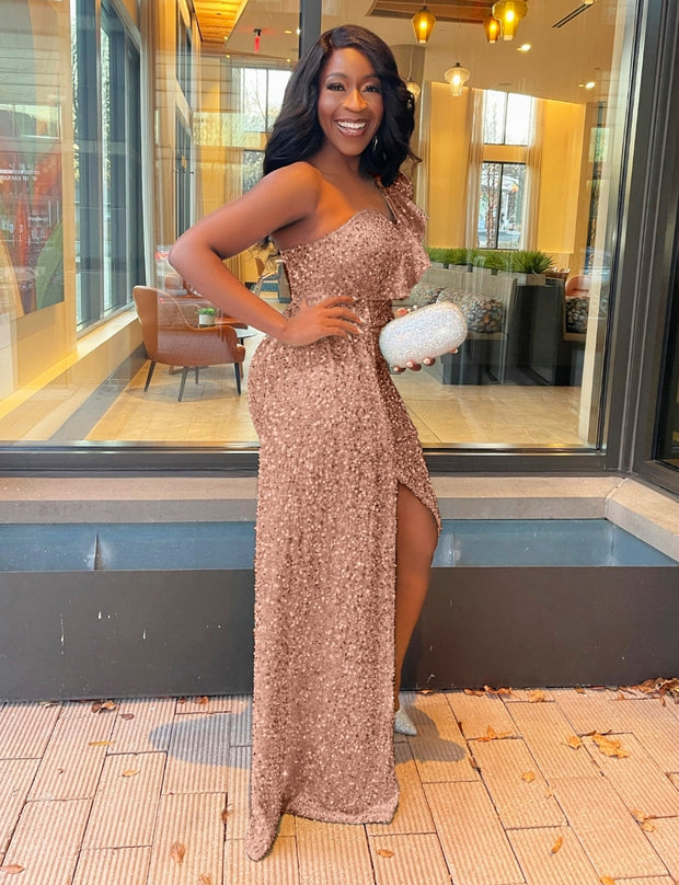 FINAL SALE! Kalysta Luxe- One Sleeve Sequin Floor Length Dress (CLEARANCE OUTLET! Final Sale/No Return/No Exchange!)